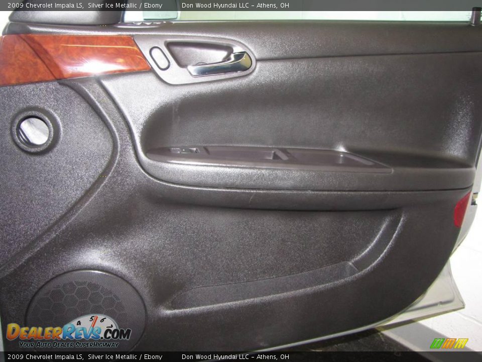 2009 Chevrolet Impala LS Silver Ice Metallic / Ebony Photo #14