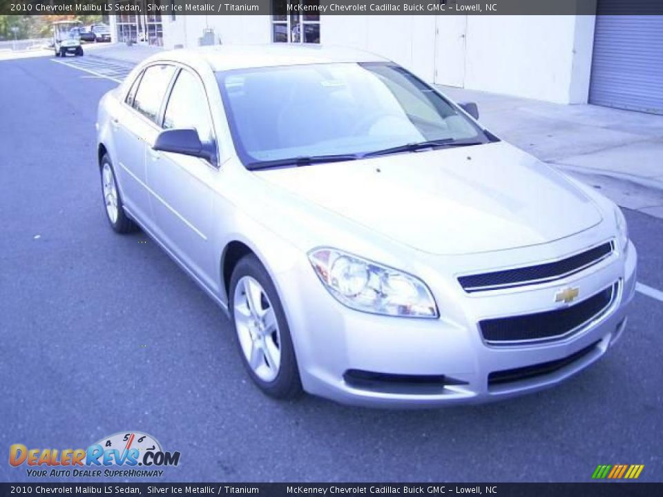 2010 Chevrolet Malibu LS Sedan Silver Ice Metallic / Titanium Photo #5