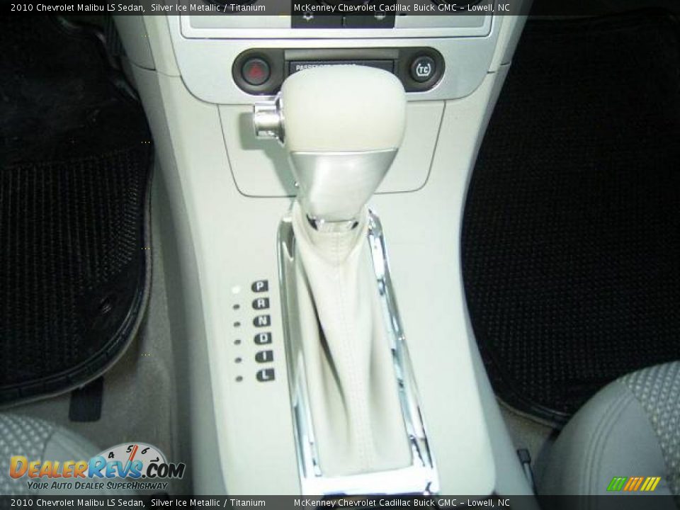 2010 Chevrolet Malibu LS Sedan Silver Ice Metallic / Titanium Photo #23