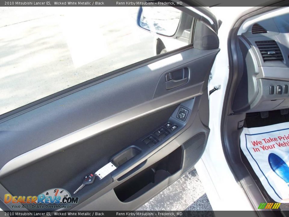 2010 Mitsubishi Lancer ES Wicked White Metallic / Black Photo #5