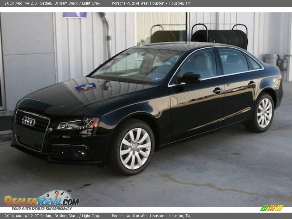 2010 Audi A4 2.0T Sedan Brilliant Black / Light Gray Photo #12