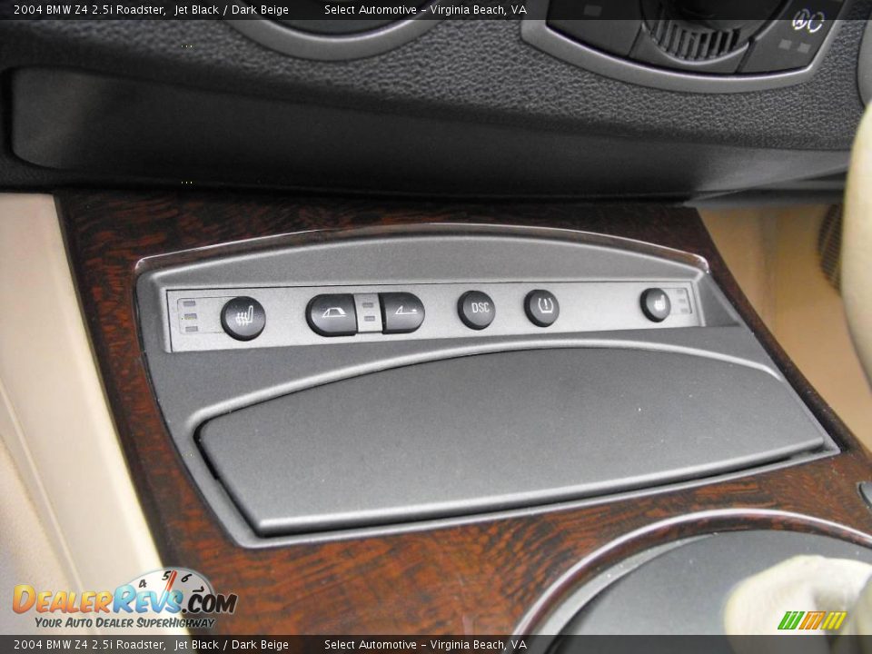 2004 BMW Z4 2.5i Roadster Jet Black / Dark Beige Photo #16