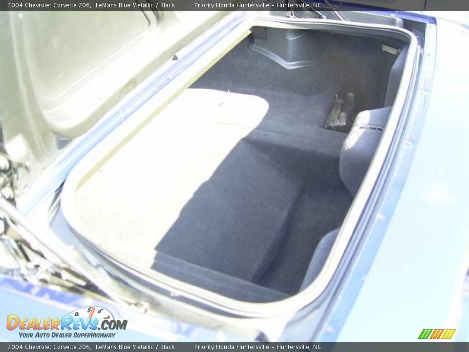 2004 Chevrolet Corvette Z06 LeMans Blue Metallic / Black Photo #10