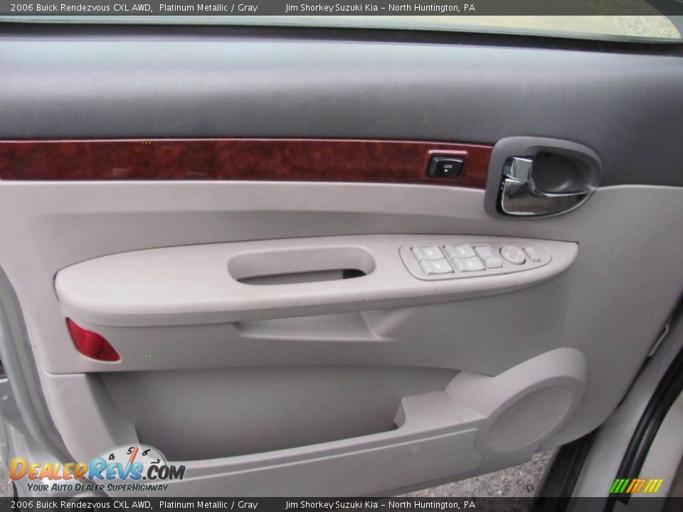 2006 Buick Rendezvous CXL AWD Platinum Metallic / Gray Photo #8