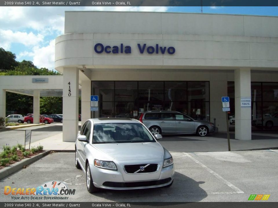 2009 Volvo S40 2.4i Silver Metallic / Quartz Photo #1