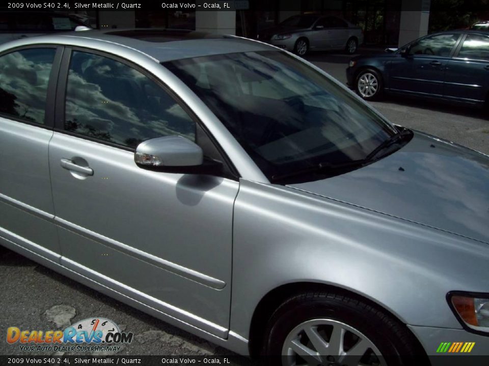 2009 Volvo S40 2.4i Silver Metallic / Quartz Photo #9