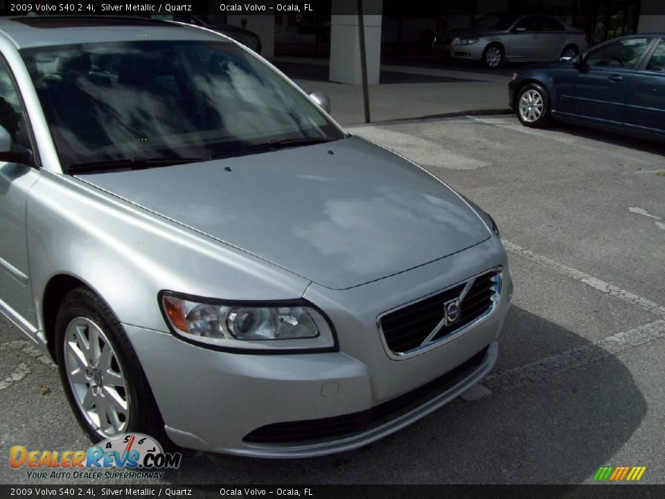 2009 Volvo S40 2.4i Silver Metallic / Quartz Photo #10