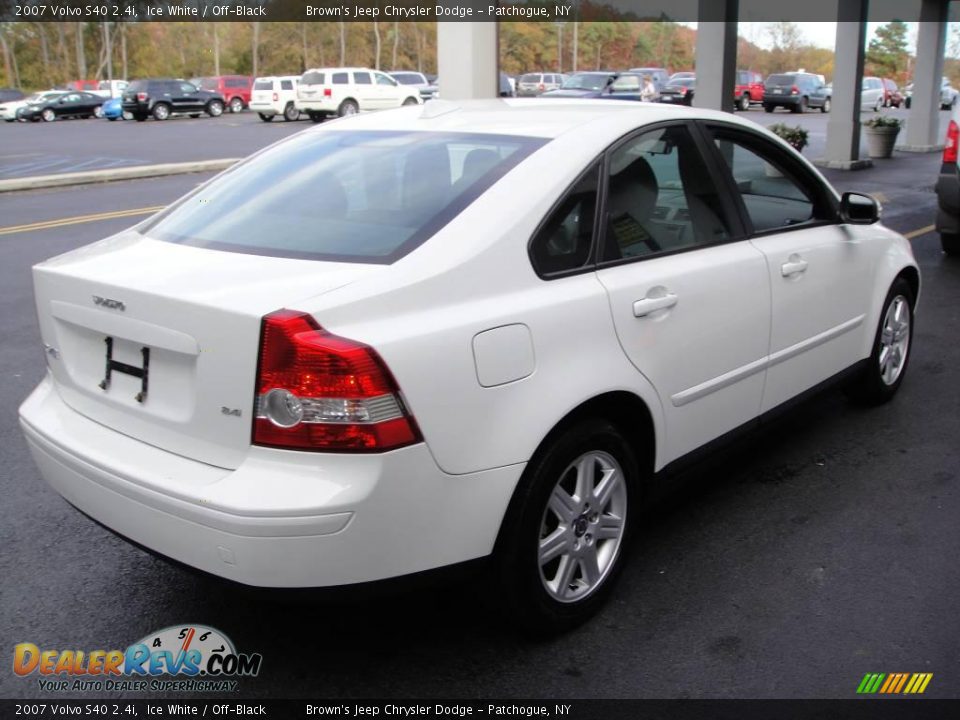 2007 Volvo S40 2.4i Ice White / Off-Black Photo #6