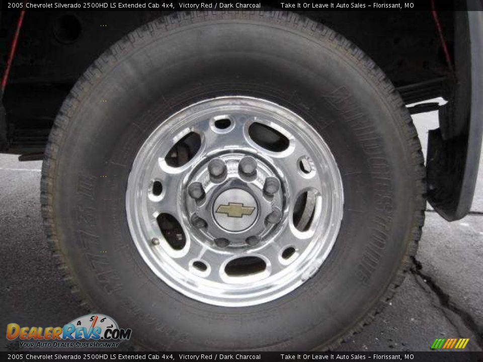 2005 Chevrolet Silverado 2500HD LS Extended Cab 4x4 Victory Red / Dark Charcoal Photo #3
