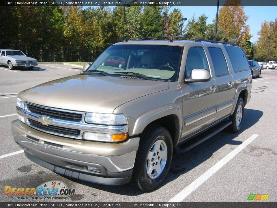 2005 Chevrolet Suburban 1500 LT Sandstone Metallic / Tan/Neutral Photo #1
