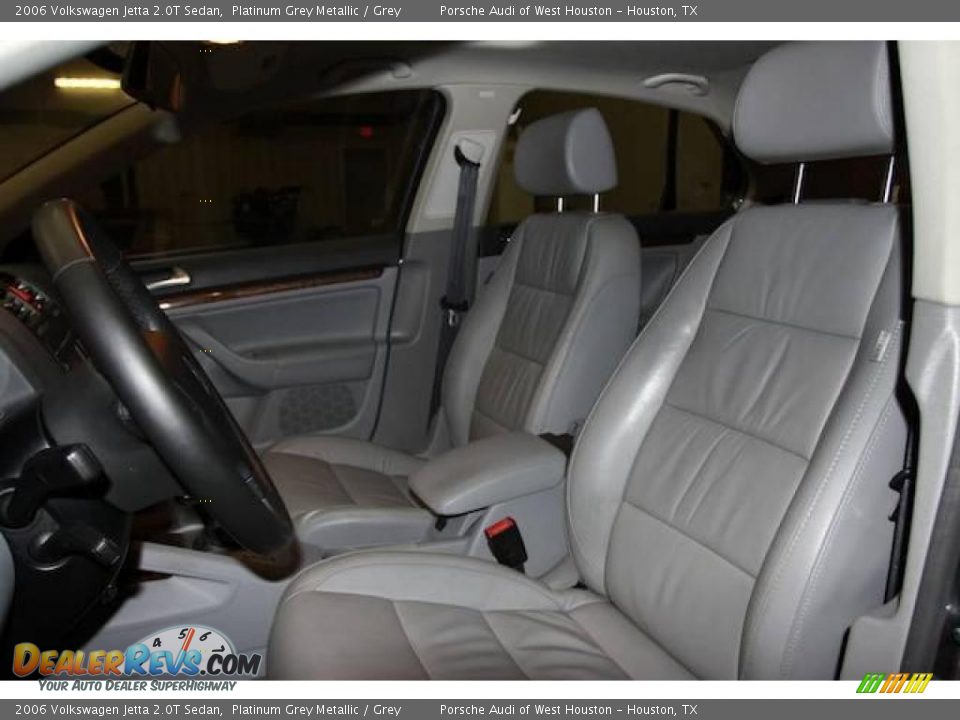 2006 Volkswagen Jetta 2.0T Sedan Platinum Grey Metallic / Grey Photo #13