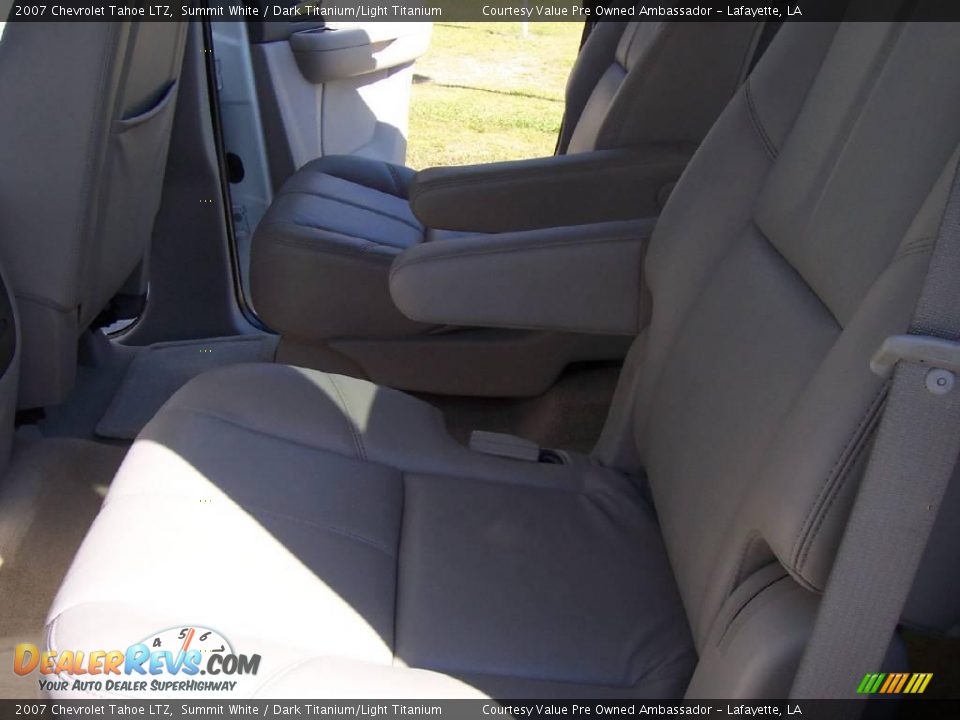 2007 Chevrolet Tahoe LTZ Summit White / Dark Titanium/Light Titanium Photo #10