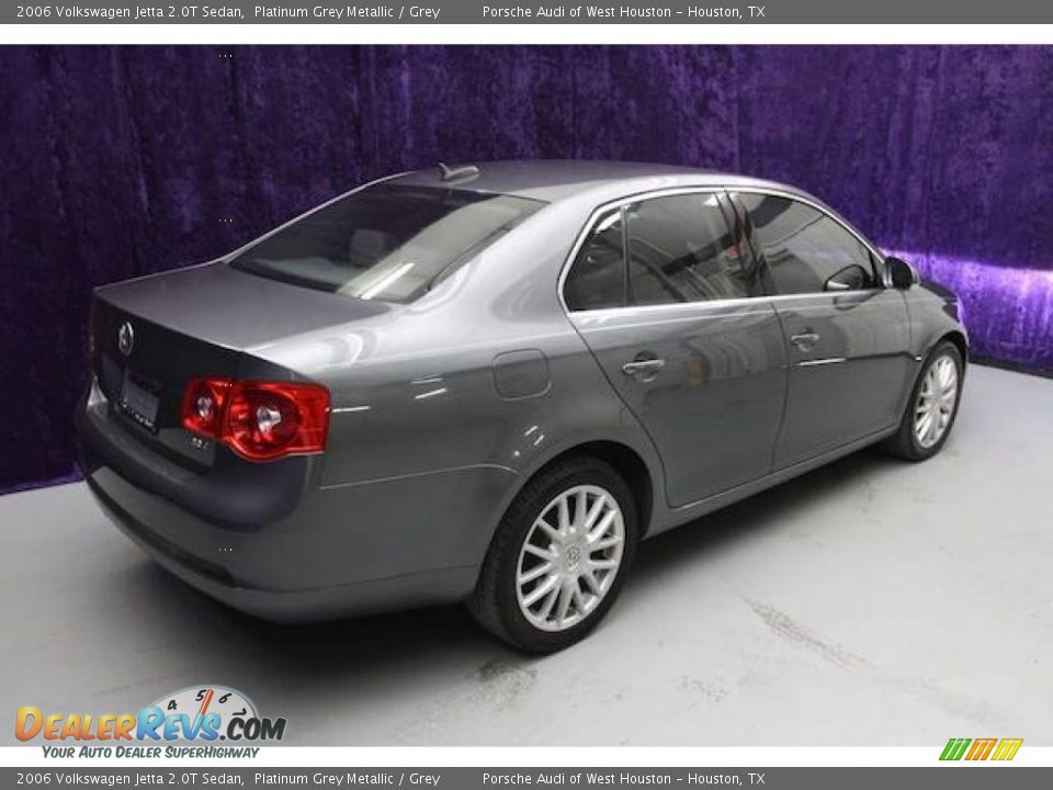 2006 Volkswagen Jetta 2.0T Sedan Platinum Grey Metallic / Grey Photo #16