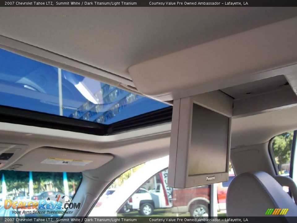 2007 Chevrolet Tahoe LTZ Summit White / Dark Titanium/Light Titanium Photo #12