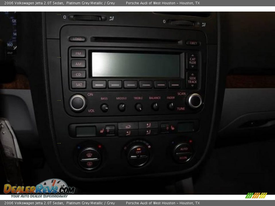 2006 Volkswagen Jetta 2.0T Sedan Platinum Grey Metallic / Grey Photo #29