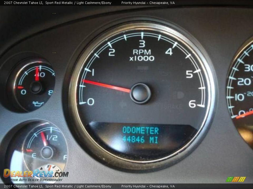 2007 Chevrolet Tahoe LS Sport Red Metallic / Light Cashmere/Ebony Photo #17