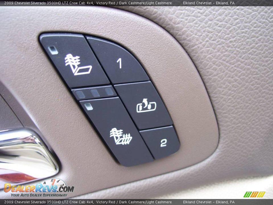 2009 Chevrolet Silverado 3500HD LTZ Crew Cab 4x4 Victory Red / Dark Cashmere/Light Cashmere Photo #35