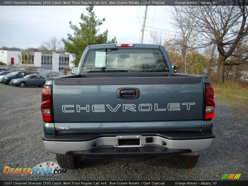 2007 Chevrolet Silverado 1500 Classic Work Truck Regular Cab 4x4 Blue Granite Metallic / Dark Charcoal Photo #4