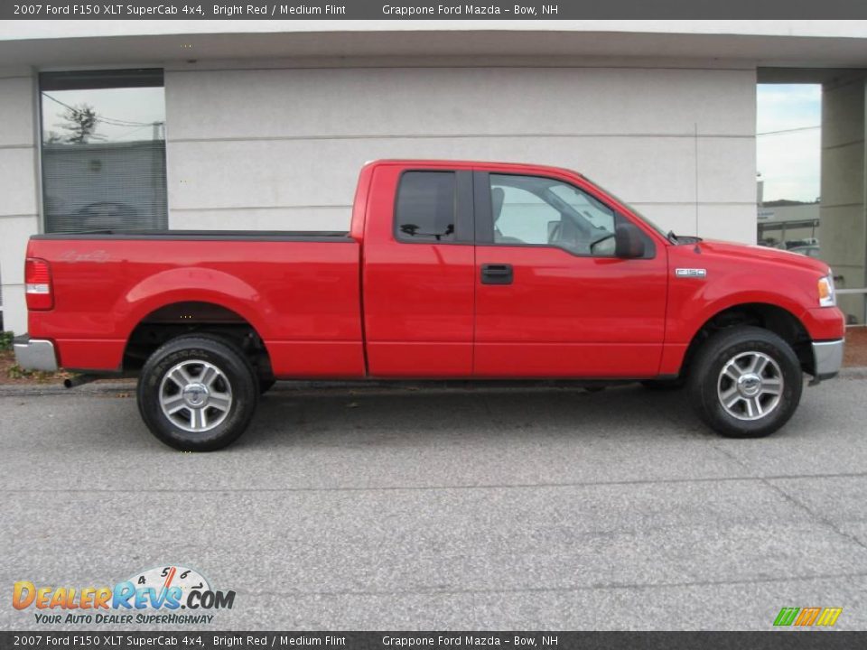 2007 Ford F150 XLT SuperCab 4x4 Bright Red / Medium Flint Photo #2