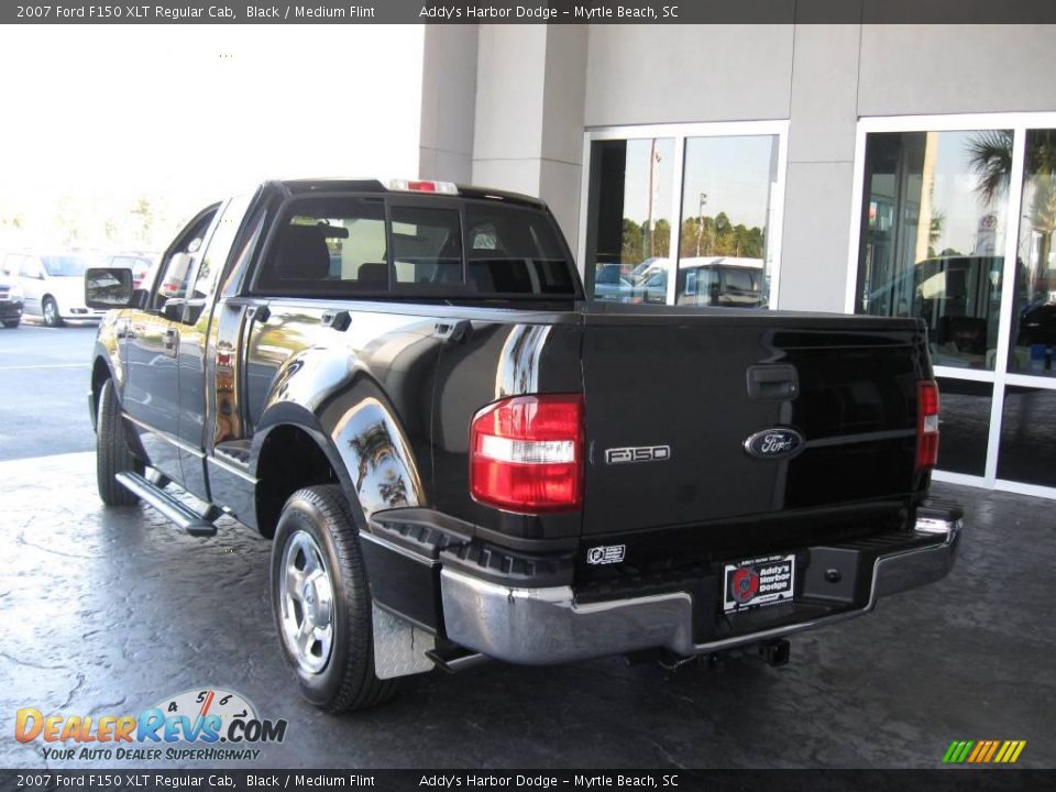 2007 Ford F150 XLT Regular Cab Black / Medium Flint Photo #9