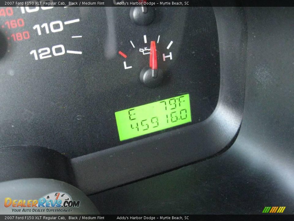 2007 Ford F150 XLT Regular Cab Black / Medium Flint Photo #28