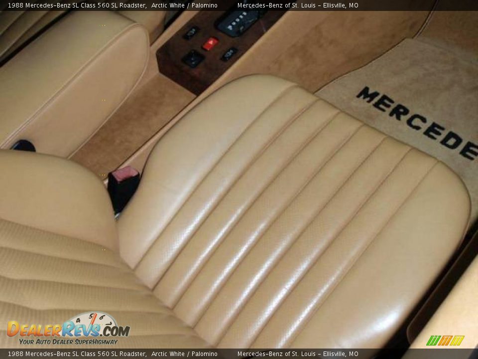 1988 Mercedes-Benz SL Class 560 SL Roadster Arctic White / Palomino Photo #23