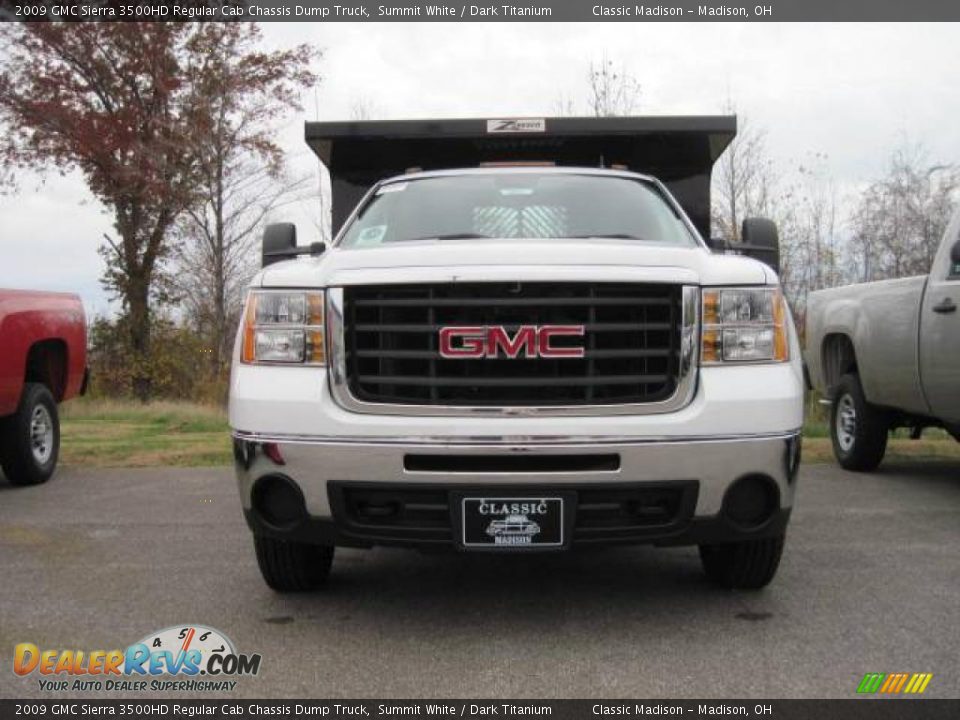 2009 GMC Sierra 3500HD Regular Cab Chassis Dump Truck Summit White / Dark Titanium Photo #2