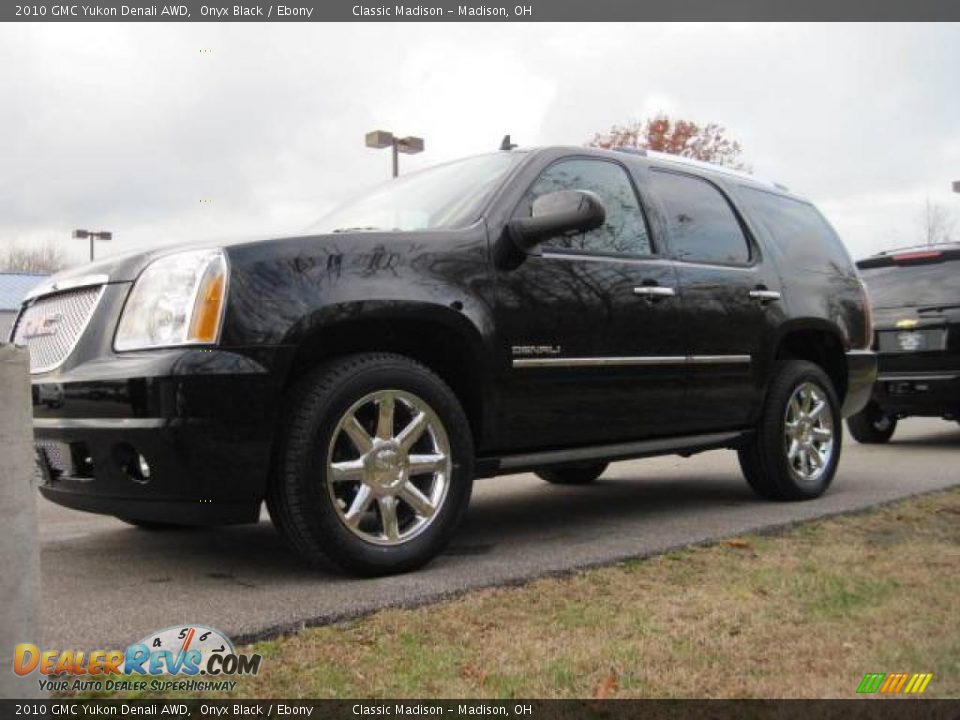 2010 GMC Yukon Denali AWD Onyx Black / Ebony Photo #1