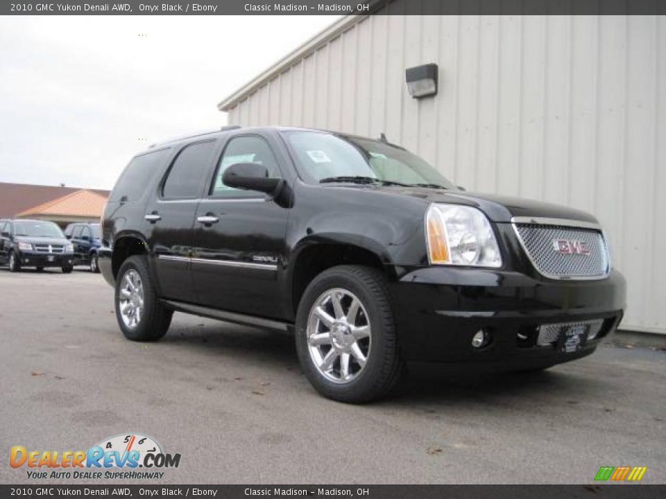 2010 GMC Yukon Denali AWD Onyx Black / Ebony Photo #3