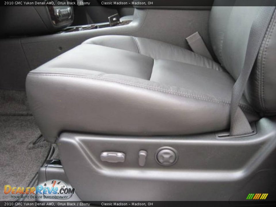 2010 GMC Yukon Denali AWD Onyx Black / Ebony Photo #8