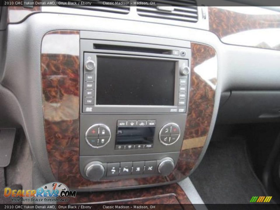 2010 GMC Yukon Denali AWD Onyx Black / Ebony Photo #11