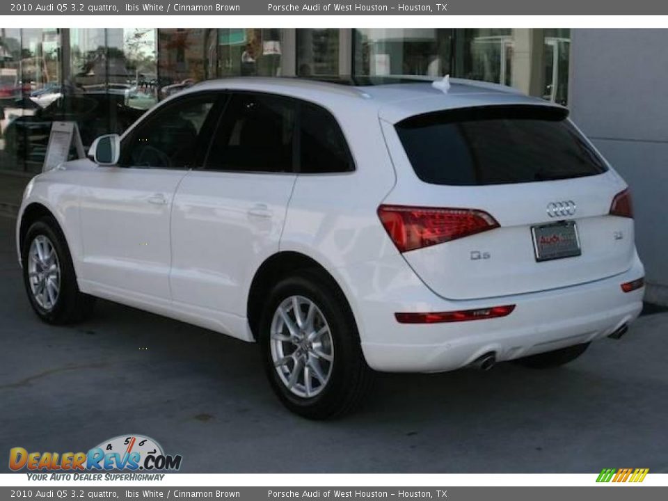 2010 Audi Q5 3.2 quattro Ibis White / Cinnamon Brown Photo #3