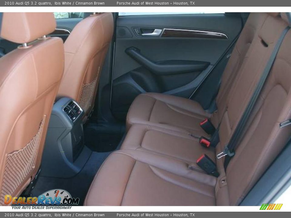 2010 Audi Q5 3.2 quattro Ibis White / Cinnamon Brown Photo #7
