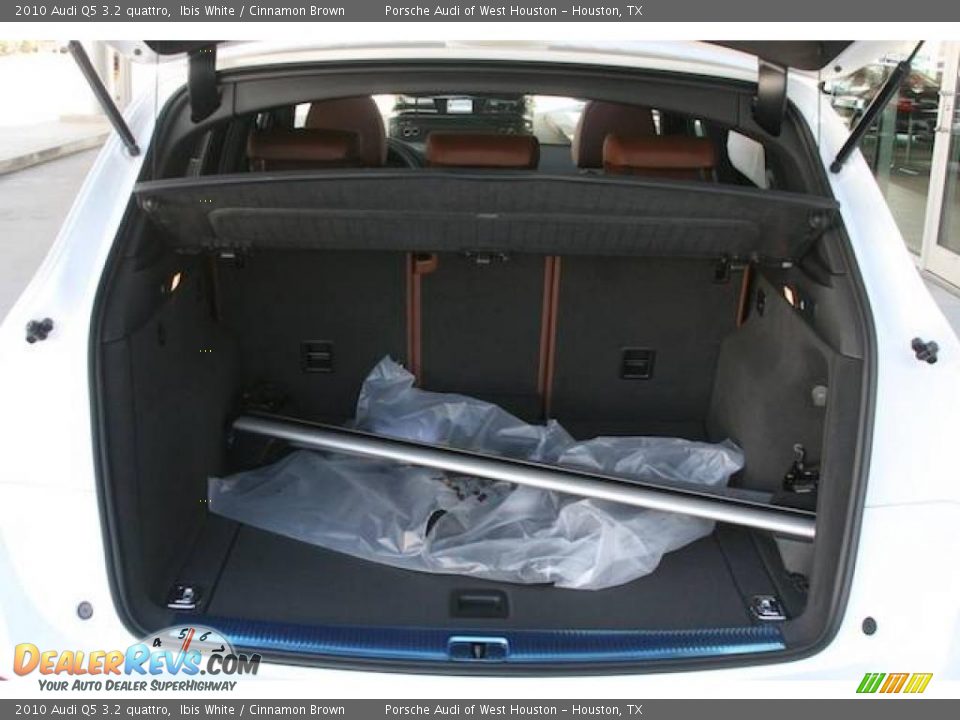 2010 Audi Q5 3.2 quattro Ibis White / Cinnamon Brown Photo #10