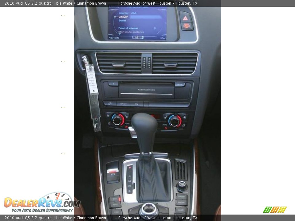 2010 Audi Q5 3.2 quattro Ibis White / Cinnamon Brown Photo #15