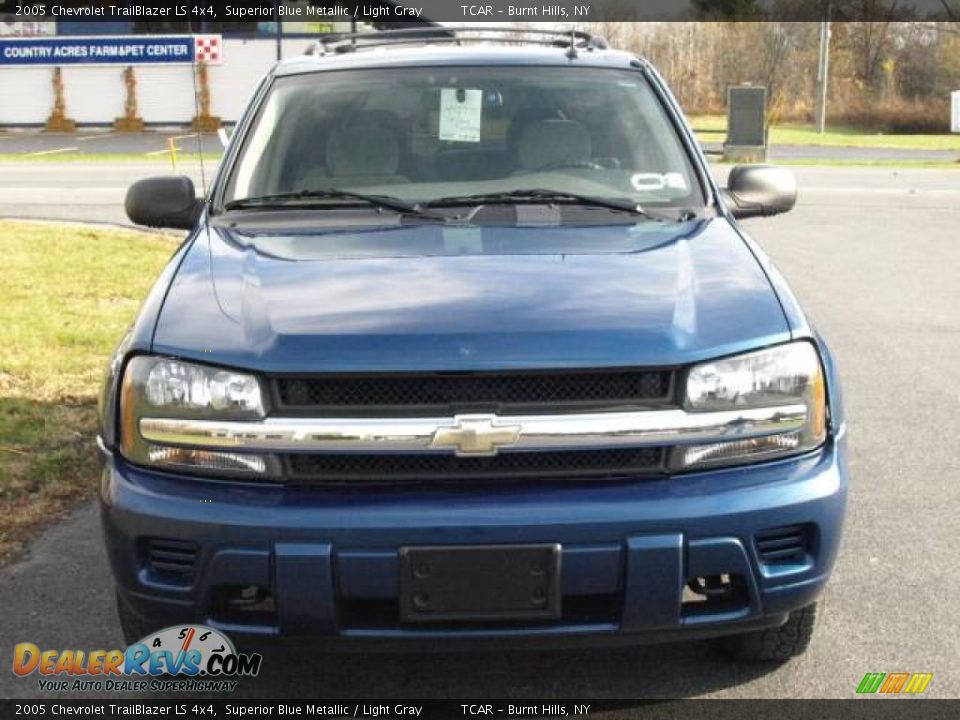 2005 Chevrolet TrailBlazer LS 4x4 Superior Blue Metallic / Light Gray Photo #3