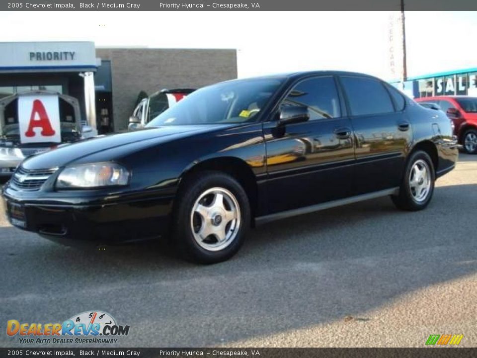 2005 Chevrolet Impala Black / Medium Gray Photo #2