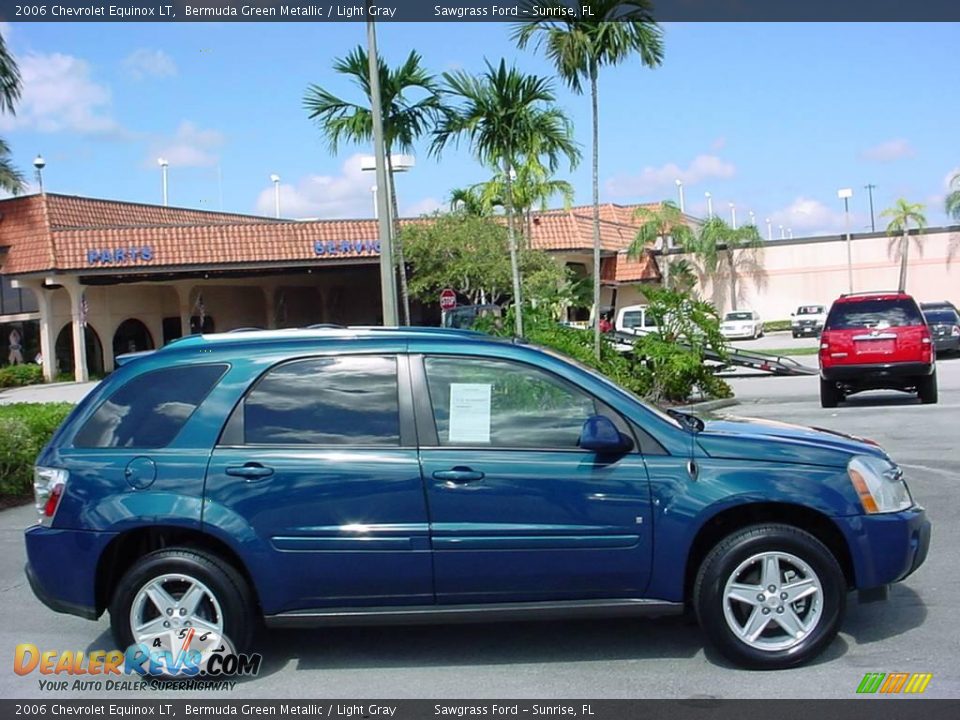 2006 Chevrolet Equinox LT Bermuda Green Metallic / Light Gray Photo #2