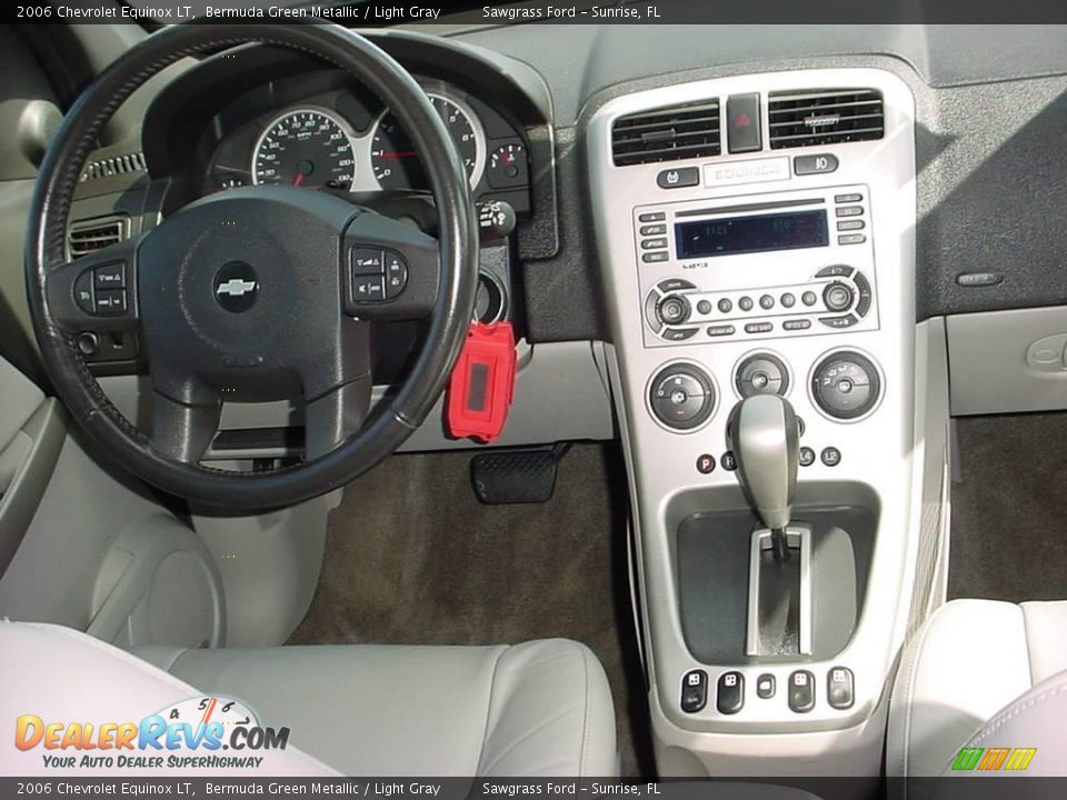 2006 Chevrolet Equinox LT Bermuda Green Metallic / Light Gray Photo #16