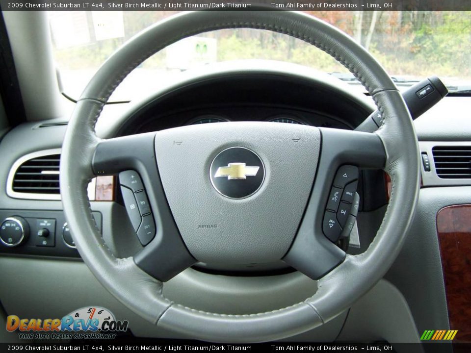 2009 Chevrolet Suburban LT 4x4 Silver Birch Metallic / Light Titanium/Dark Titanium Photo #20