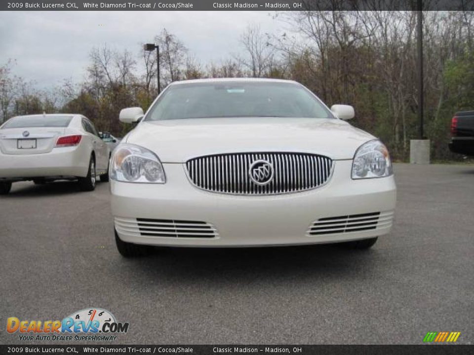 2009 Buick Lucerne CXL White Diamond Tri-coat / Cocoa/Shale Photo #2