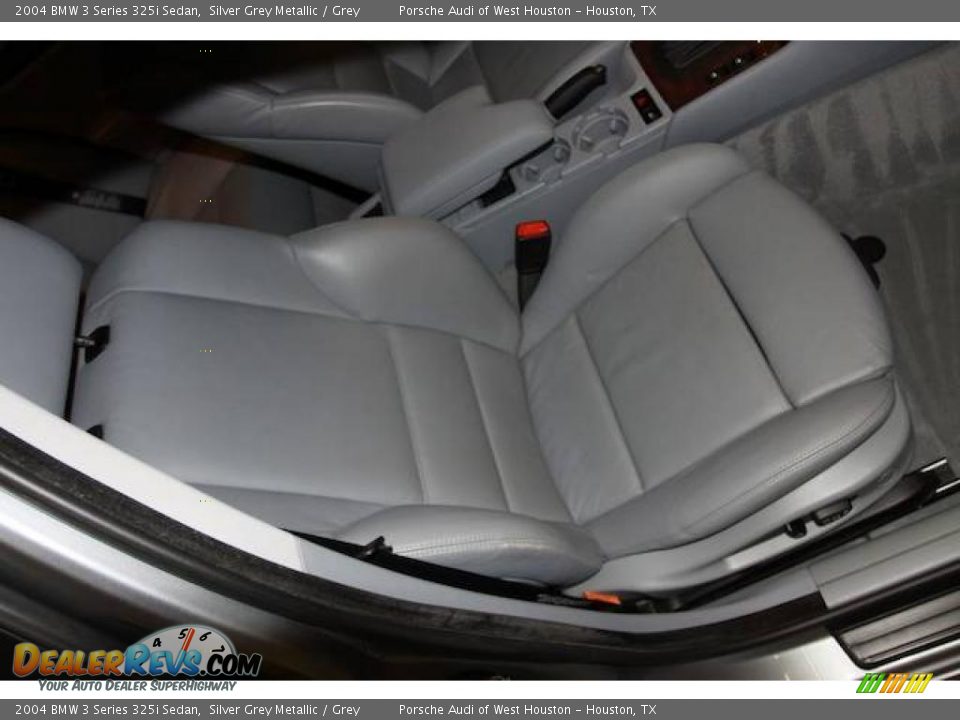 2004 BMW 3 Series 325i Sedan Silver Grey Metallic / Grey Photo #21