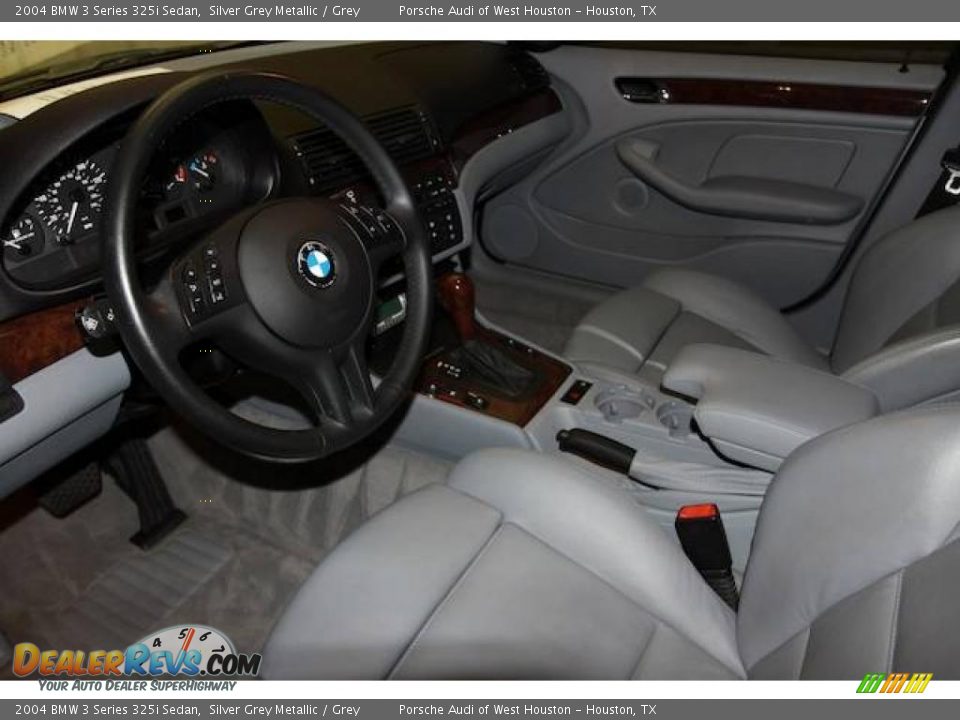 2004 BMW 3 Series 325i Sedan Silver Grey Metallic / Grey Photo #22