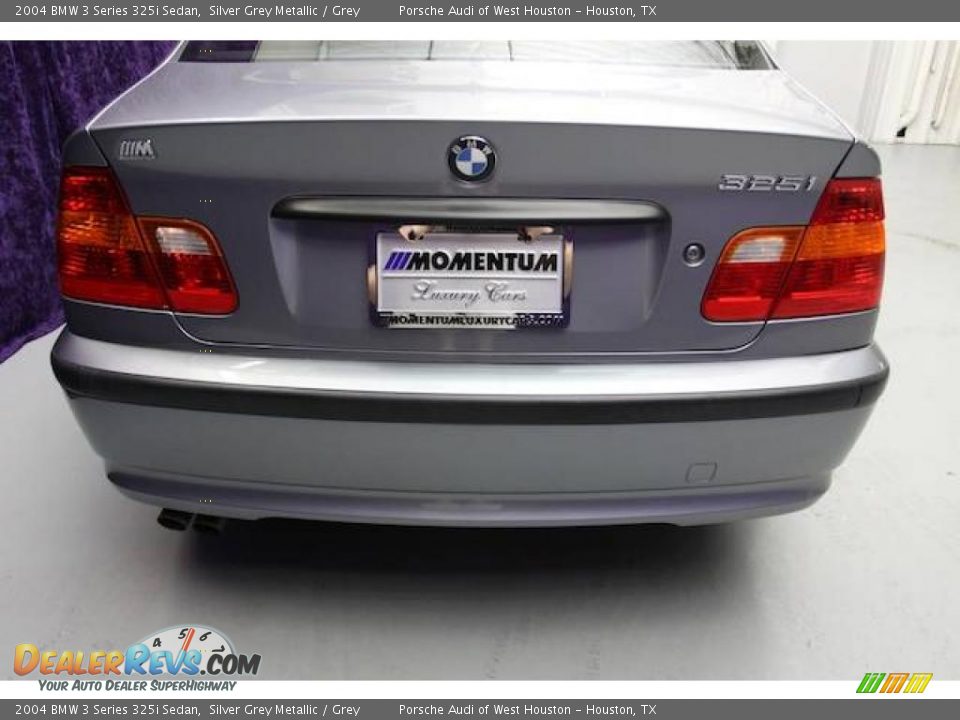 2004 BMW 3 Series 325i Sedan Silver Grey Metallic / Grey Photo #36