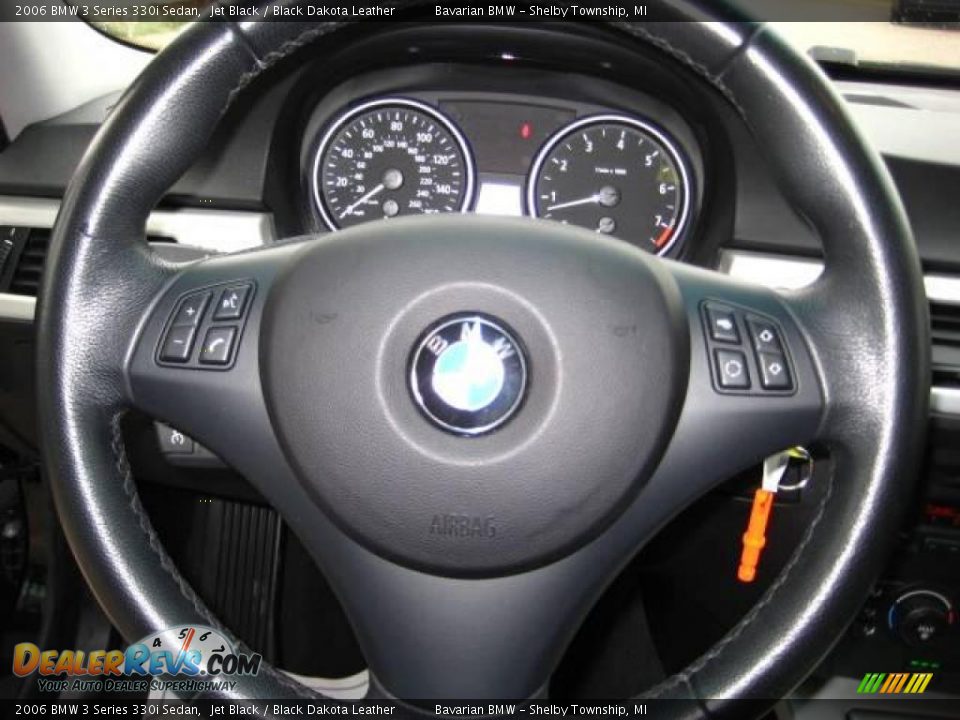 2006 BMW 3 Series 330i Sedan Jet Black / Black Dakota Leather Photo #22