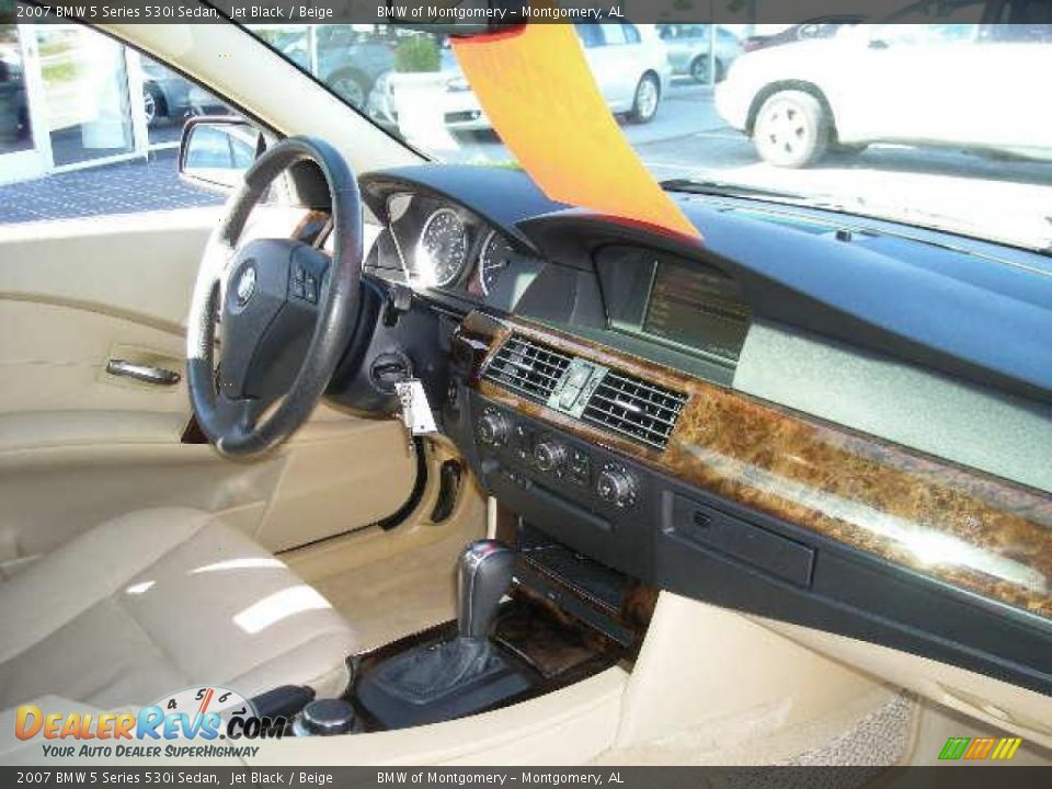 2007 BMW 5 Series 530i Sedan Jet Black / Beige Photo #8