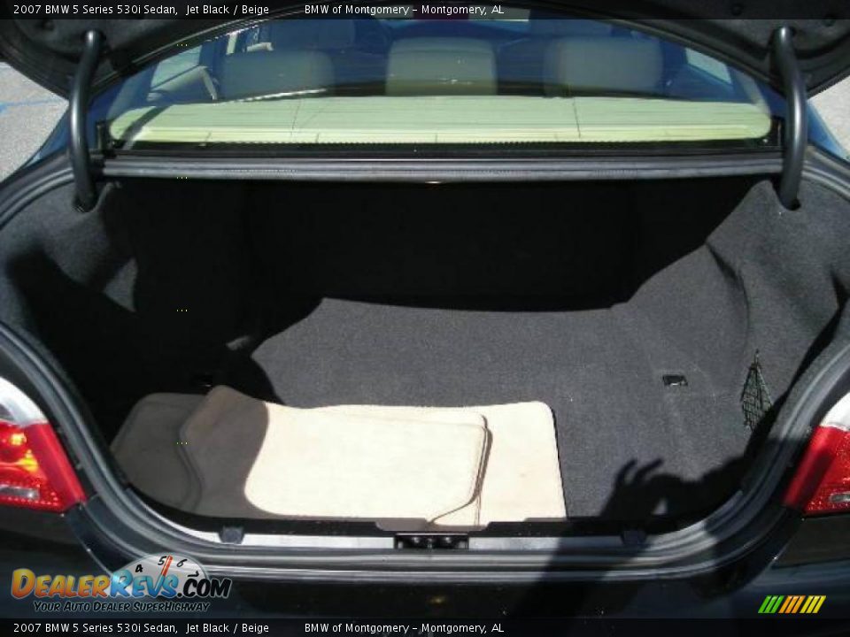 2007 BMW 5 Series 530i Sedan Jet Black / Beige Photo #9