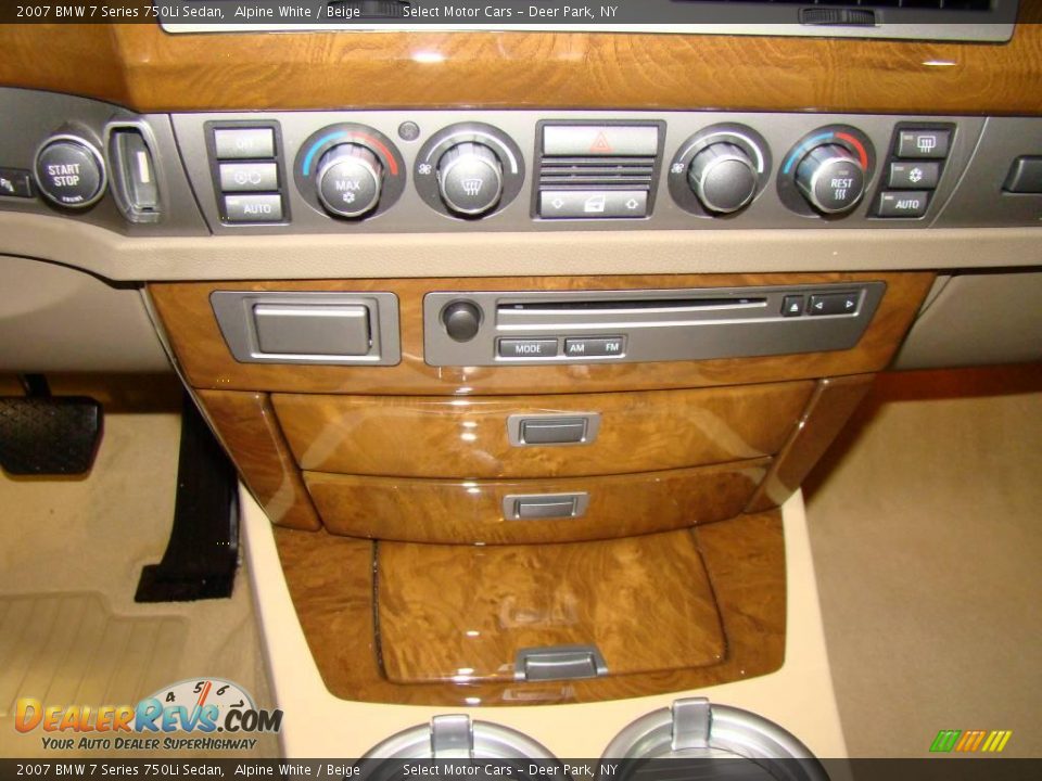 2007 BMW 7 Series 750Li Sedan Alpine White / Beige Photo #9
