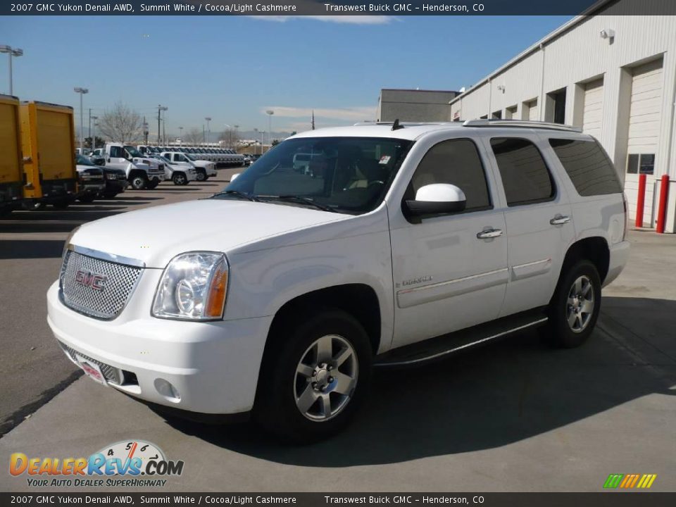 2007 GMC Yukon Denali AWD Summit White / Cocoa/Light Cashmere Photo #3