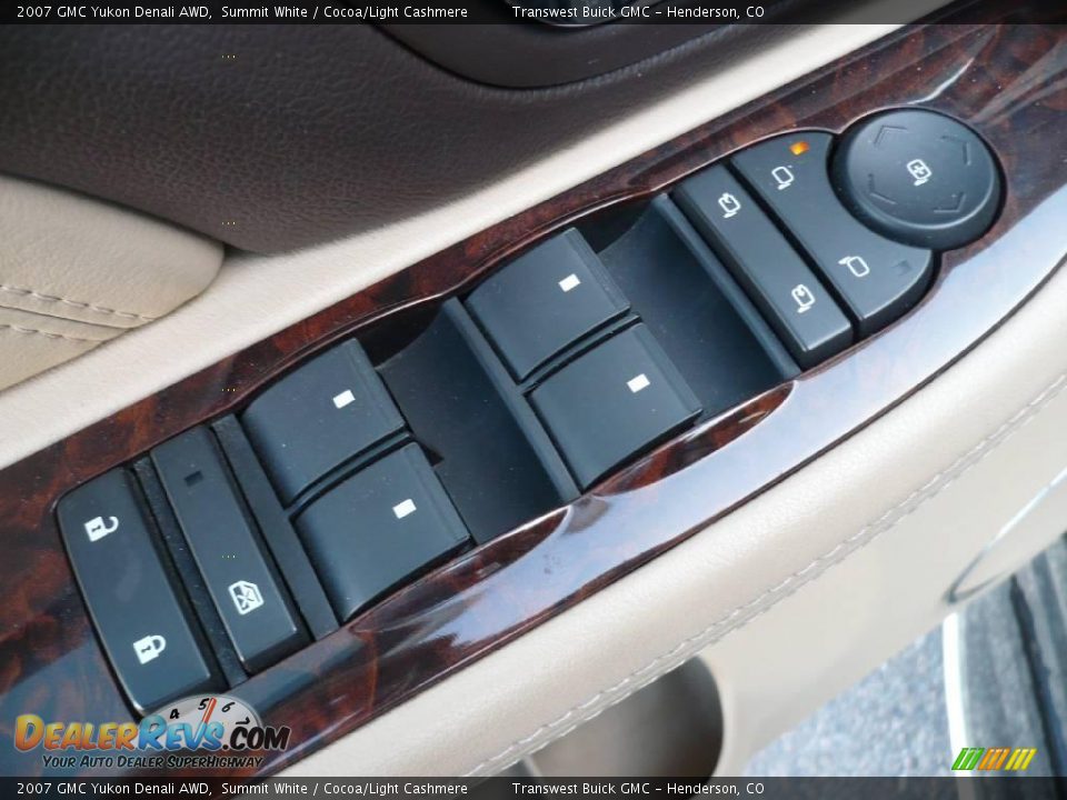 2007 GMC Yukon Denali AWD Summit White / Cocoa/Light Cashmere Photo #8